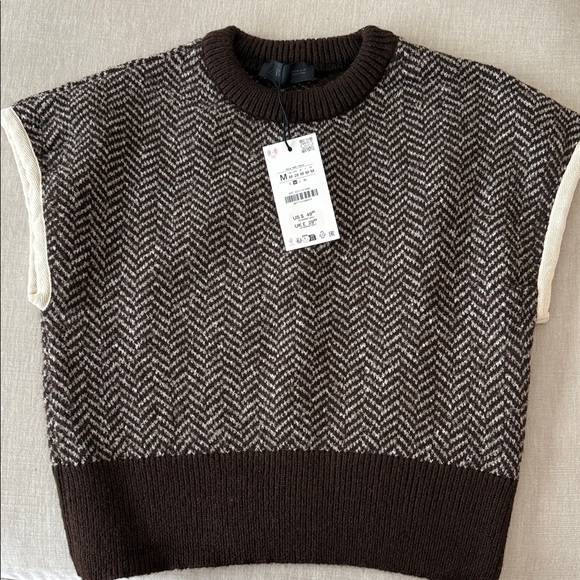 Zara Sweaters - Zara Men's Brown and Cream Crewneck Sweater